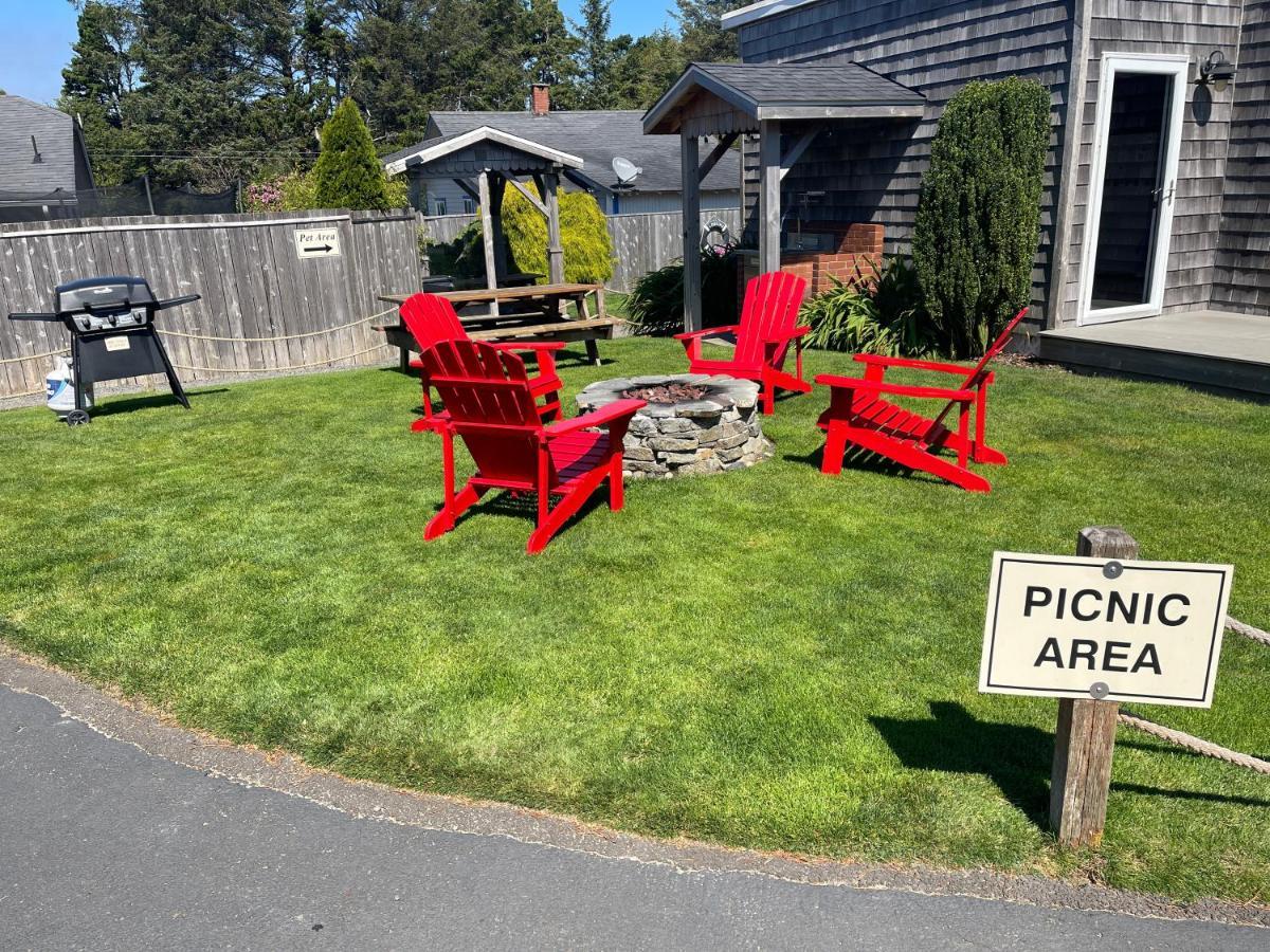 Looking Glass Inn Lincoln City Exterior foto