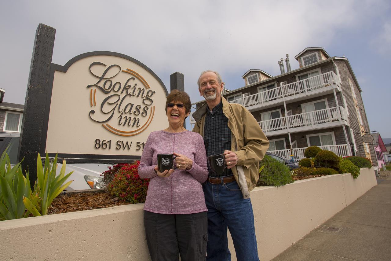Looking Glass Inn Lincoln City Exterior foto